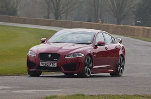 O XJR e o XFR-S vão estar em Frankfurt