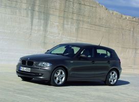 BMW 130i Auto (E87)