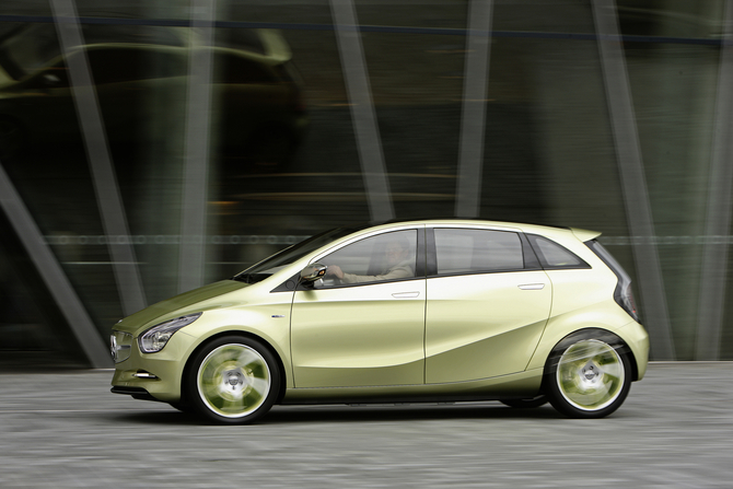 Mercedes-Benz BlueZERO E-CELL