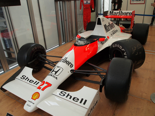 McLaren MP4/5B