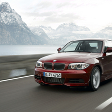 BMW 135i Coupé AT (E82)