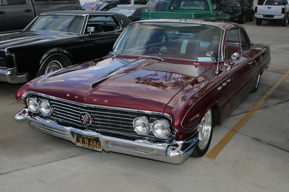 Buick Invicta