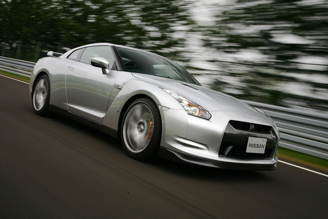 Nissan GT-R Black edition