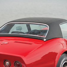 Chevrolet Corvette Stingray LT-1