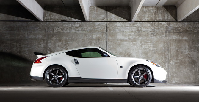 The next 370Z will have a smaller engine and be lighter and physically smaller The next 370Z will have a smaller engine and be lighter and physically smaller