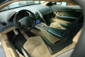 The interior was also exclusive to the car made from carbon fiber and Alcantara