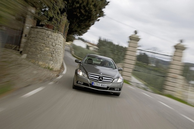 Mercedes-Benz E 250 CDI BlueEfficiency Coupé Elegance