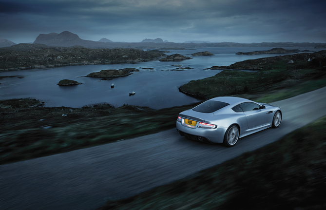 Aston Martin DBS Coupe V12 (Auto)