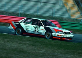 Audi V8 quattro DTM