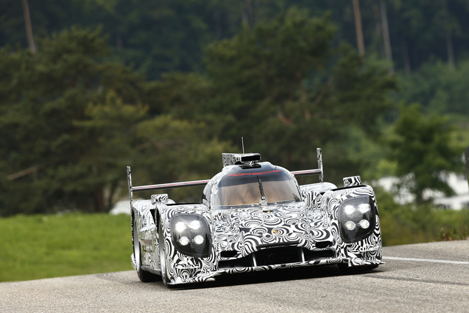 A Porsche ainda não revelou que sistema de propulsão dará a potência ao seu LMP1