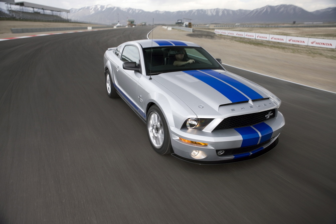 Ford Shelby GT500KR