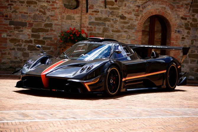 Pagani Zonda Revolution