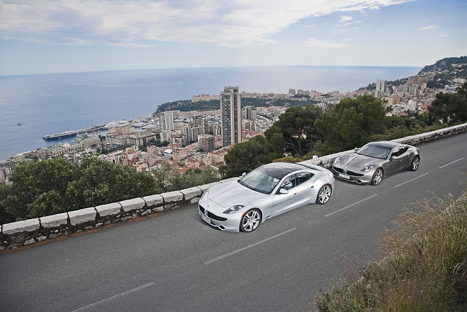 É alimentado por um motor turbo de 2.0 litros como gerador para o motor elétrico