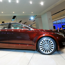 Lincoln MKZ Concept Looks at Lincolns Future