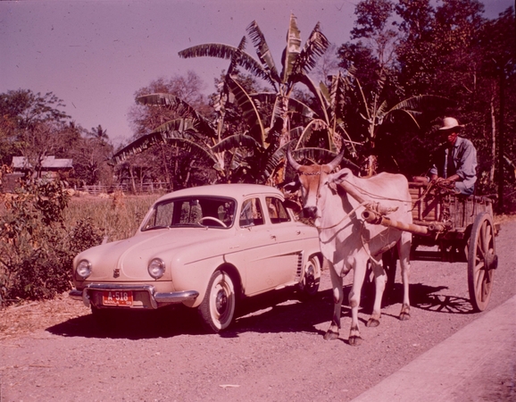 Renault Dauphine