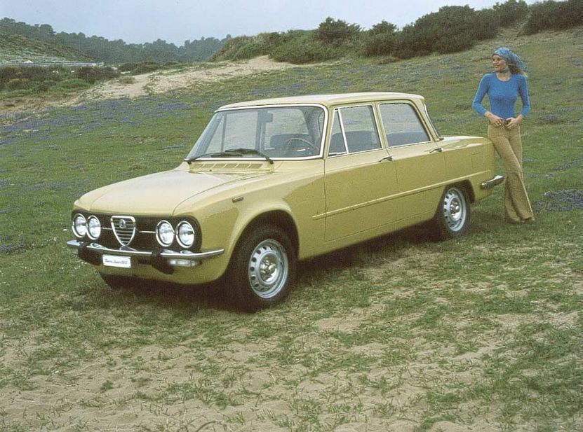 Alfa Romeo Giulia Nuova Super 1300