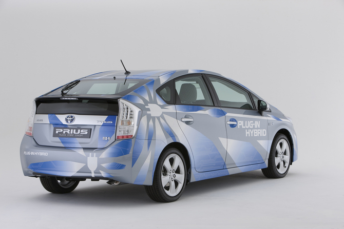 Toyota Prius Plug-in Concept