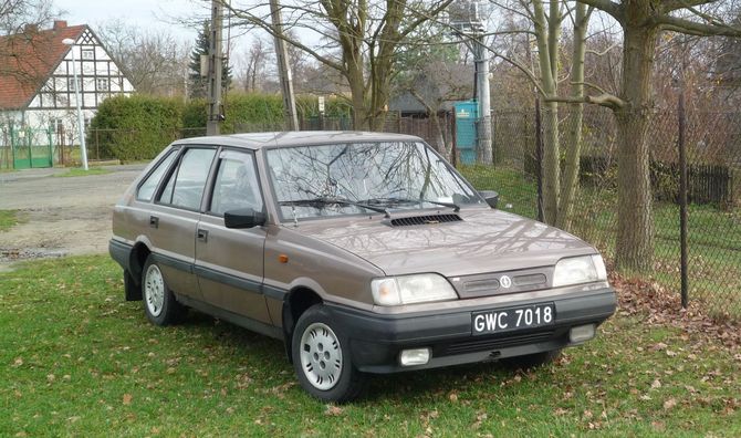 FSO Polonez Caro