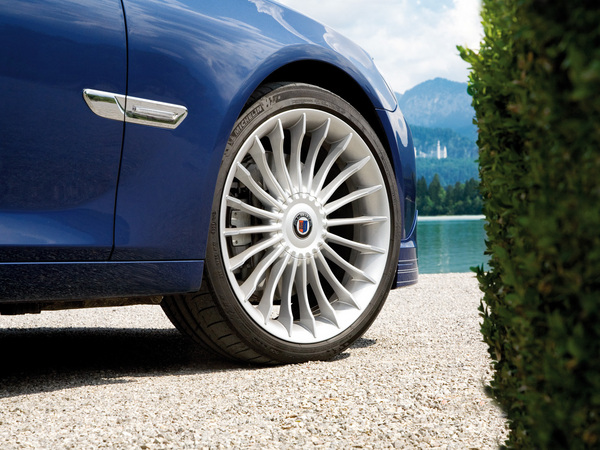 Alpina BMW B7 BITURBO Saloon