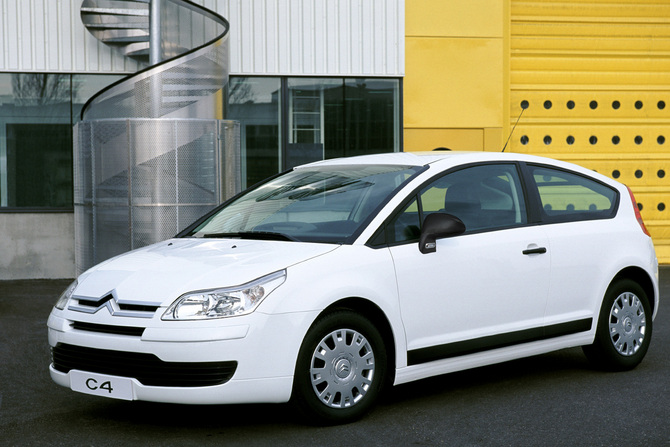 Citroën C4 Coupe Entreprise 1.6HDi 110cv VTR