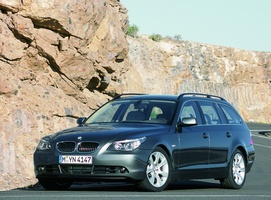 BMW 545i Touring