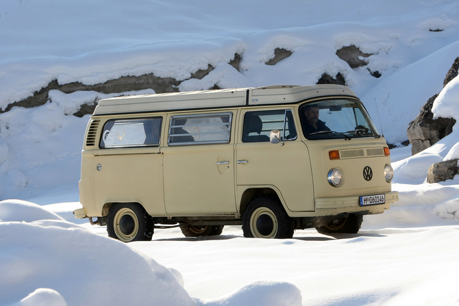 Volkswagen Transporter 4-Wheel-Drive Prototype 