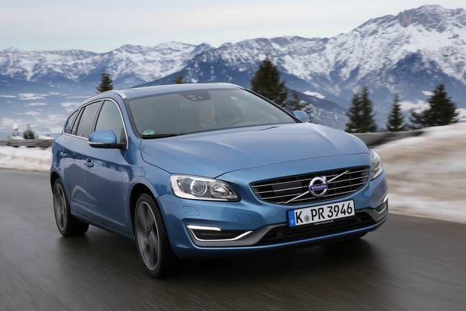 Volvo V60 D2 Momentum DRIVe Geartronic