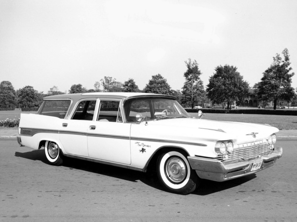 Chrysler New Yorker Wagon