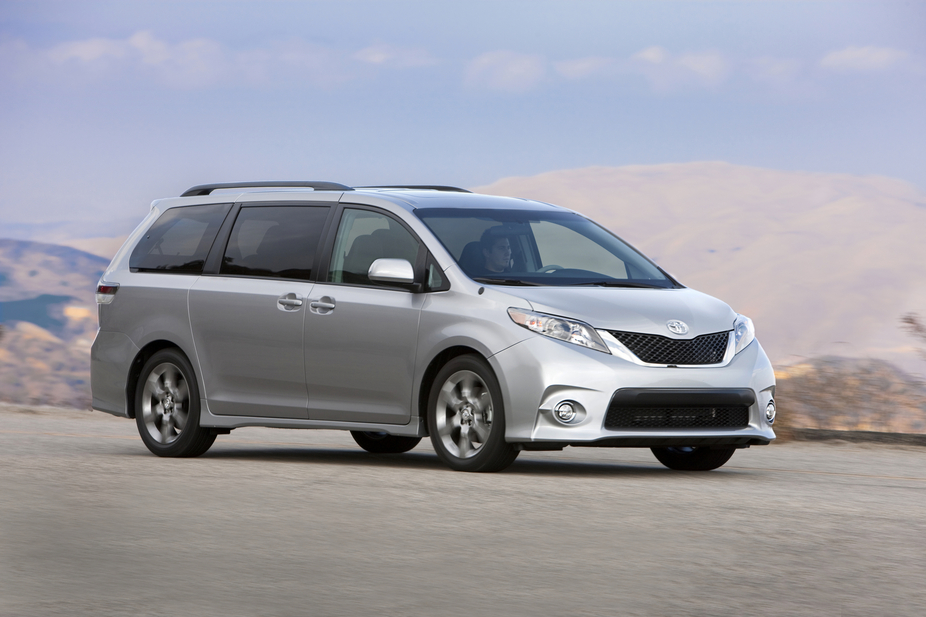 Toyota Sienna SE FWD V6