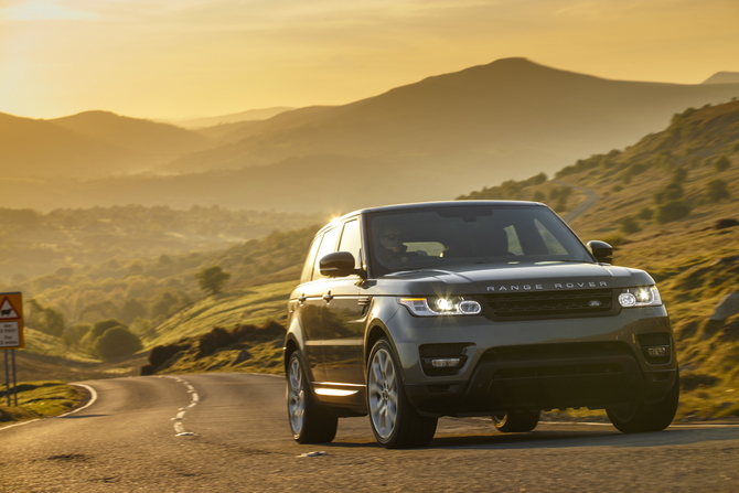 Potência do Range Rover Sport SDV6 aumentou para 306cv e 700 Nm