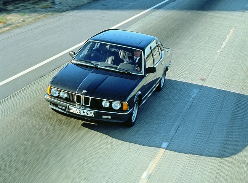 BMW 745i