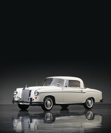 Mercedes-Benz 220 S