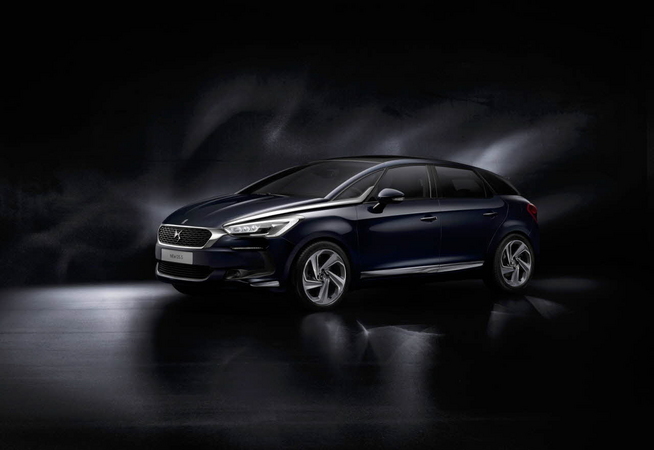 The Citroën DS5 will be the first model in Europe to just adopt the DS emblem