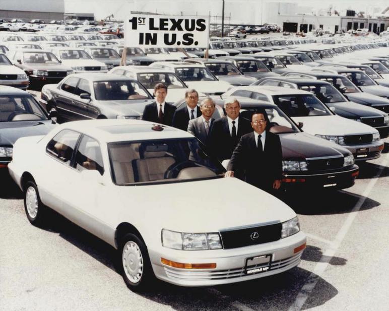 O primeiro Lexus nos EUA, 1989