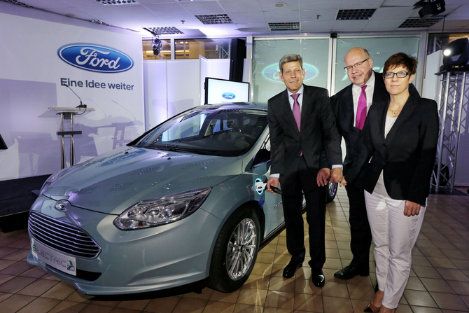 A Ford vai lançar em breve mais modelos com tecnologia elétrica na Europa