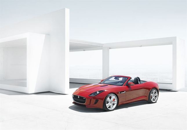 Jaguar Releases First Undisguised Image of F-Type