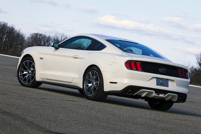 Ford Mustang 50 Year Limited Edition