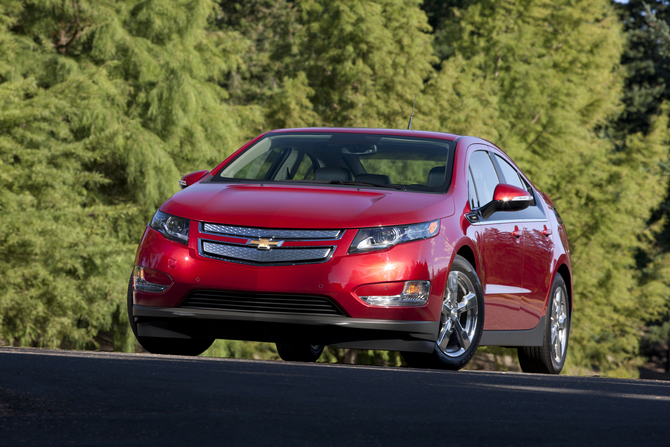 O sistema pode de forma inteligente enviar ou retirar energia do Chevrolet Volt