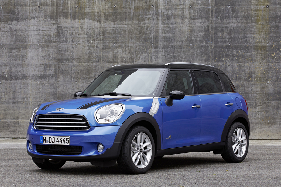 MINI passa a oferecer dez versões com o sistema ALL4