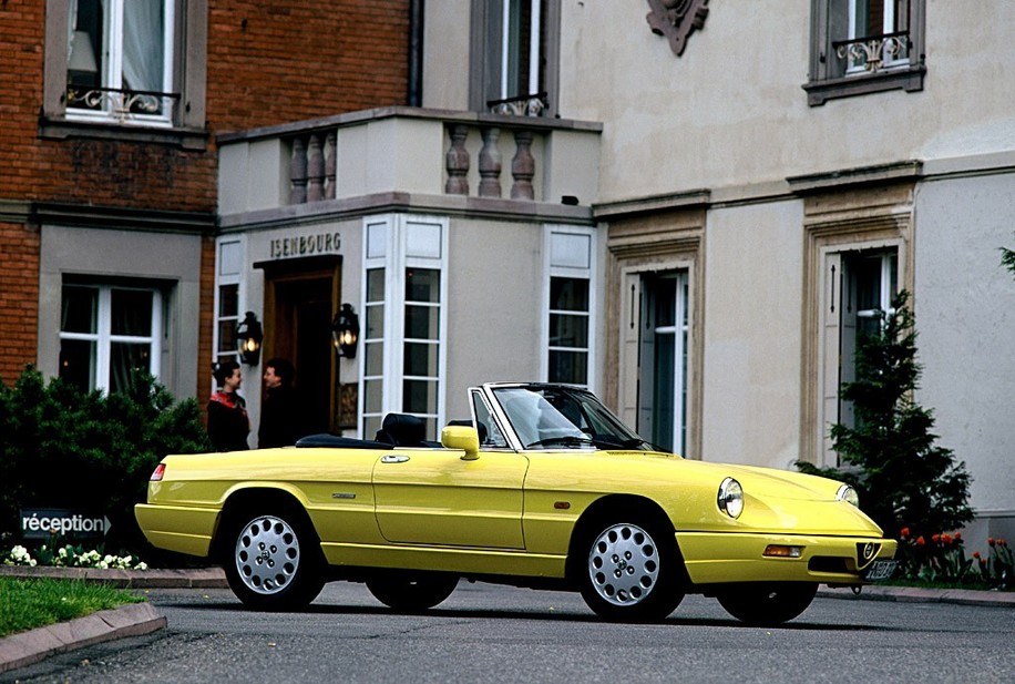 Alfa Romeo Spider 1.6