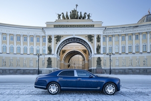 A Bentley quer copiar a gama da Rolls-Royce para diversificar o Mulsanne