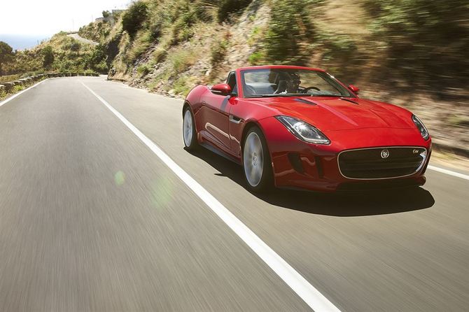 Jaguar Releases First Undisguised Image of F-Type