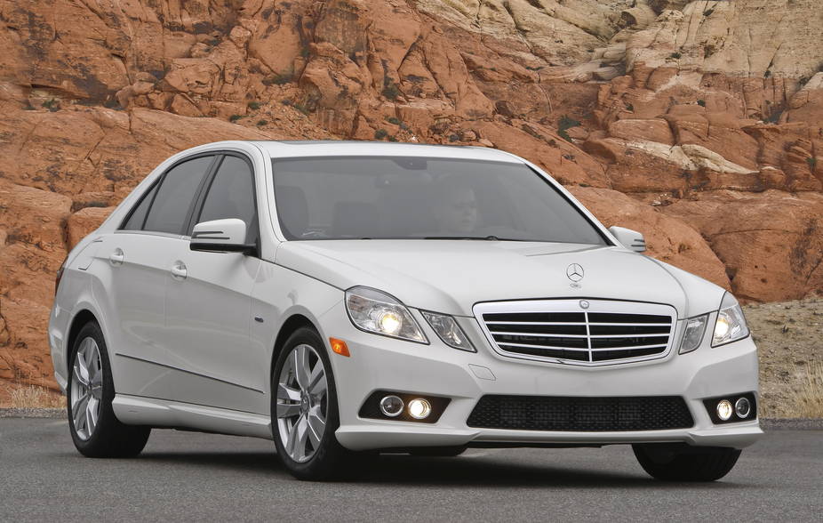 Mercedes-Benz E-Class E350 BlueTEC Sedan (USA)