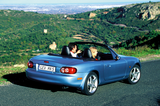 Mazda MX-5 Gen.2