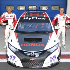 Honda Begins Testing Civic WTCC at Vallelunga