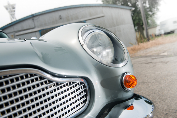 Aston Martin DB4 GT