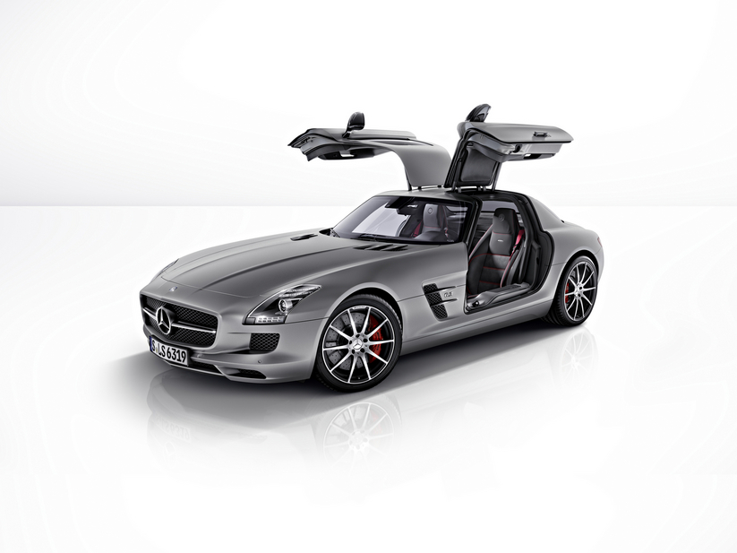 No SLS AMG GT a potência foi aumentada para os 591cv