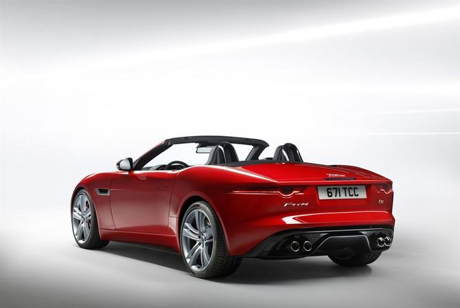 Jaguar Releases First Undisguised Image of F-Type