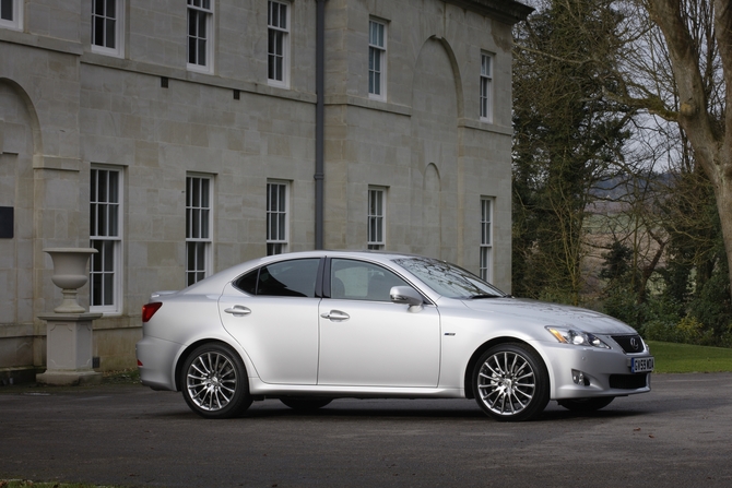 Lexus IS 250 2.5 Advance