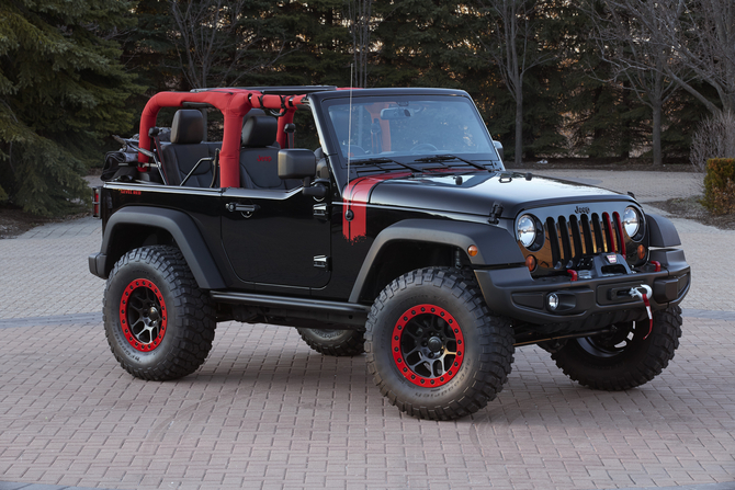 Jeep Wrangler Level Red